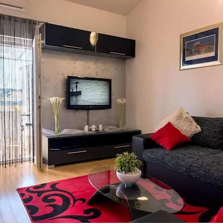 Apartament Mary Štinjan